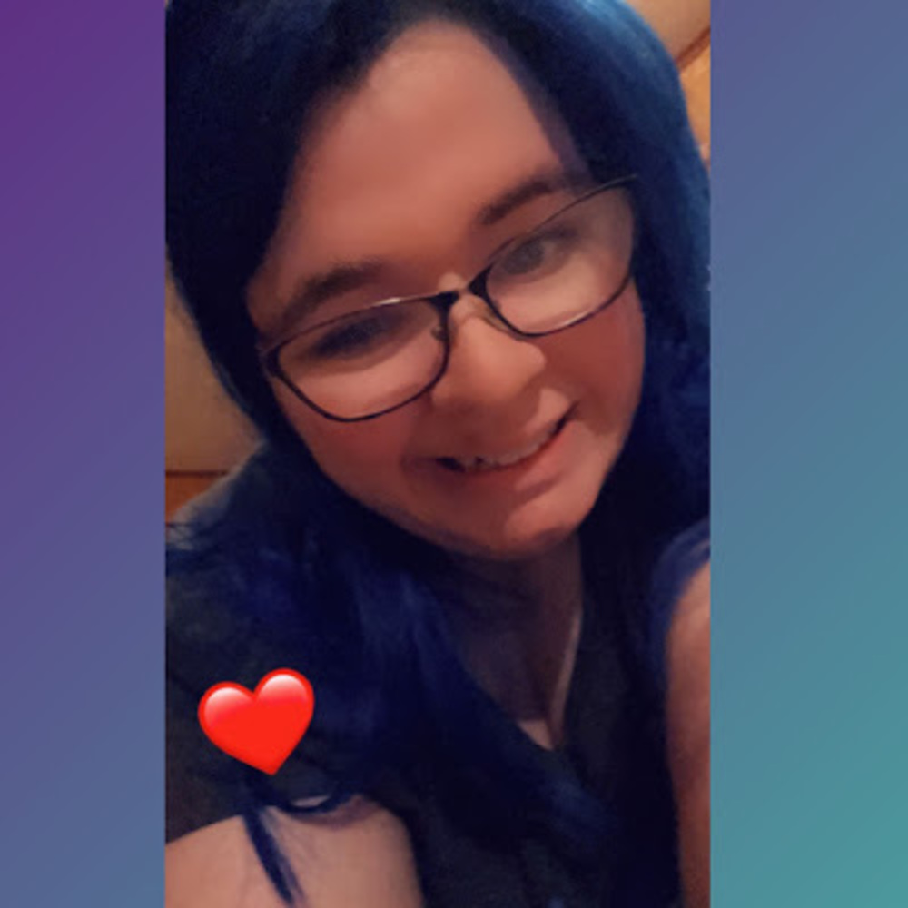 Meet your Posher, Courtney